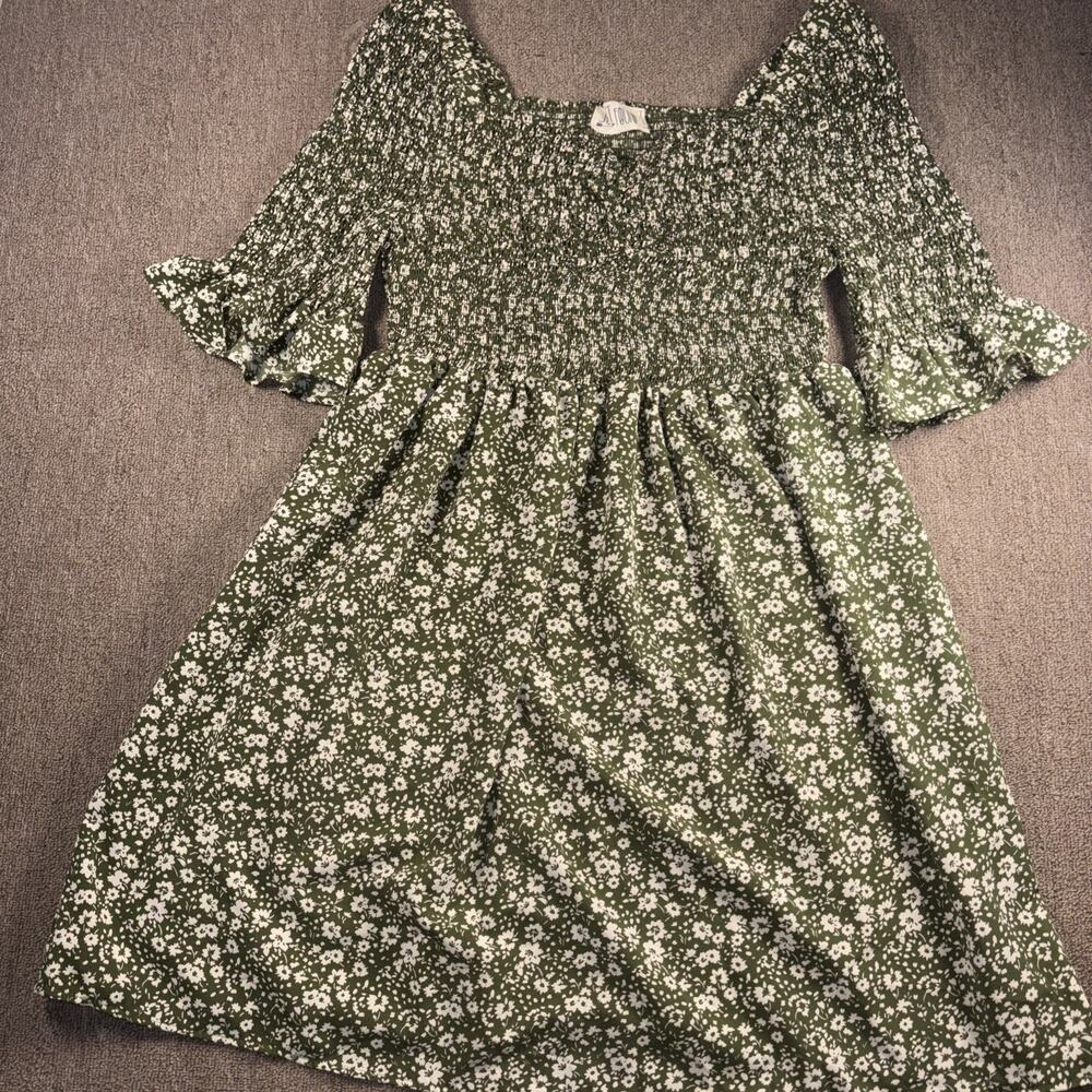 Just Found Women’s Dress Floral Prairie Green Elastic Top Size 1X
